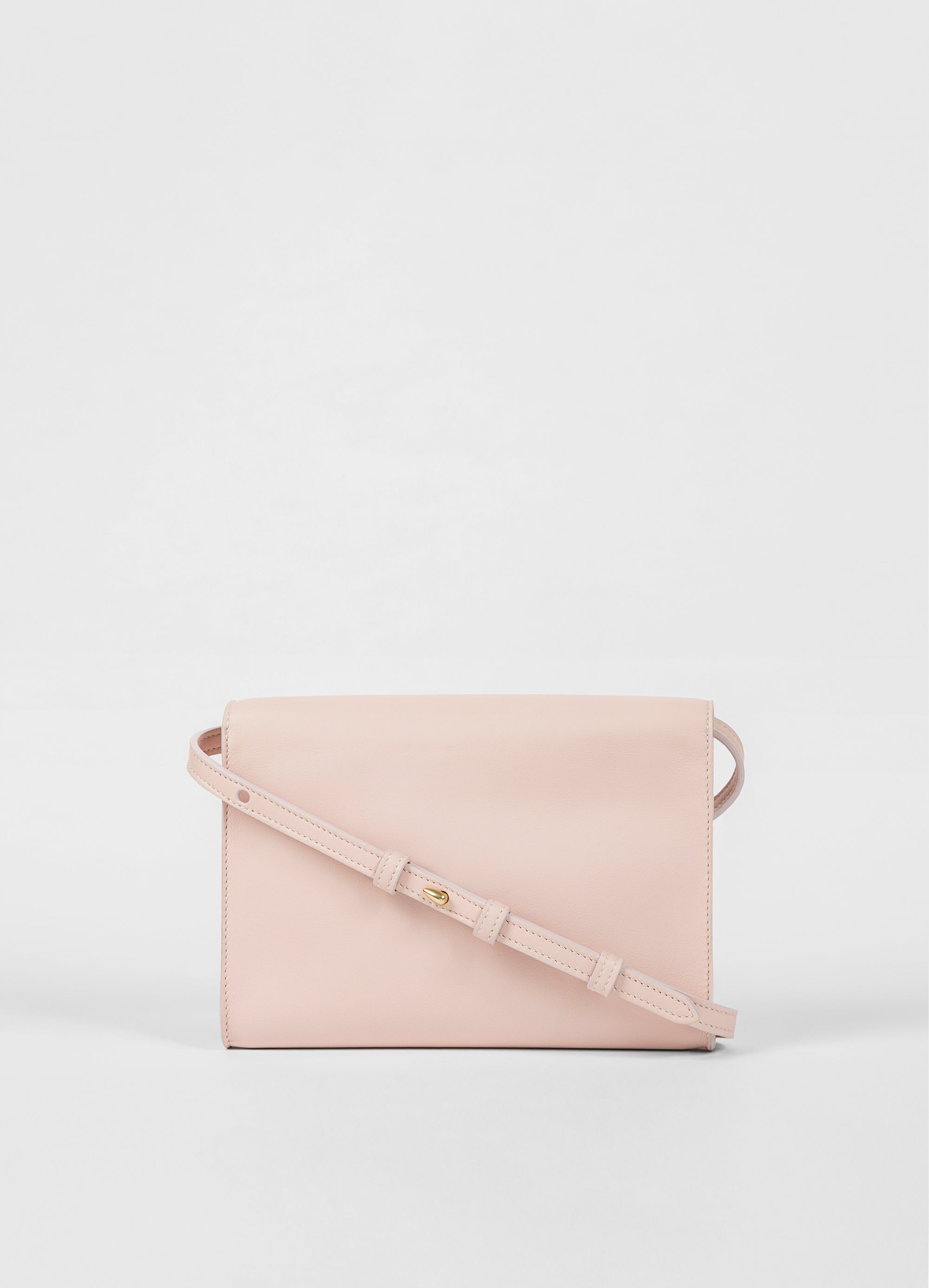 Court carré rose poudré