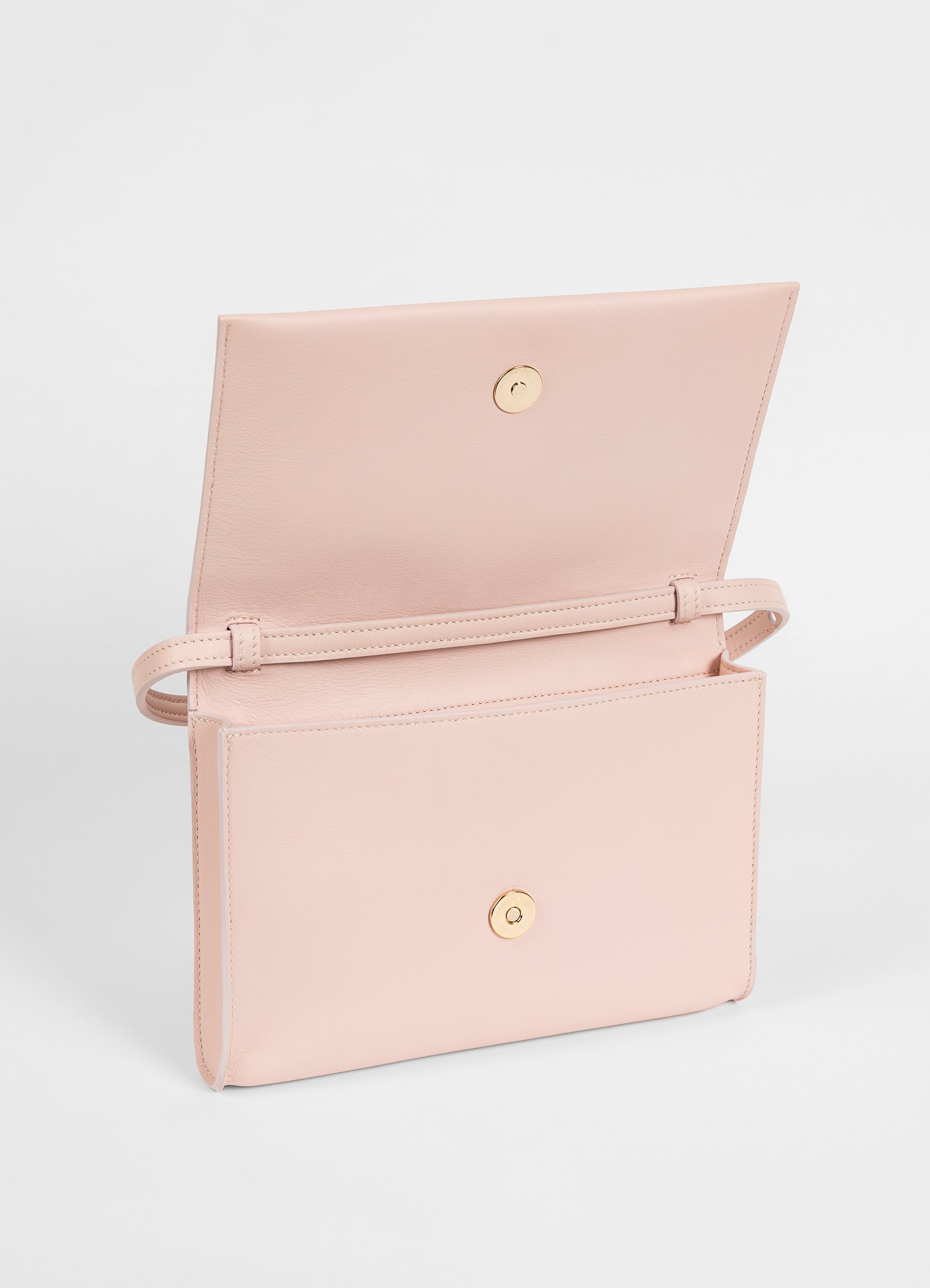 Court carré rose poudré