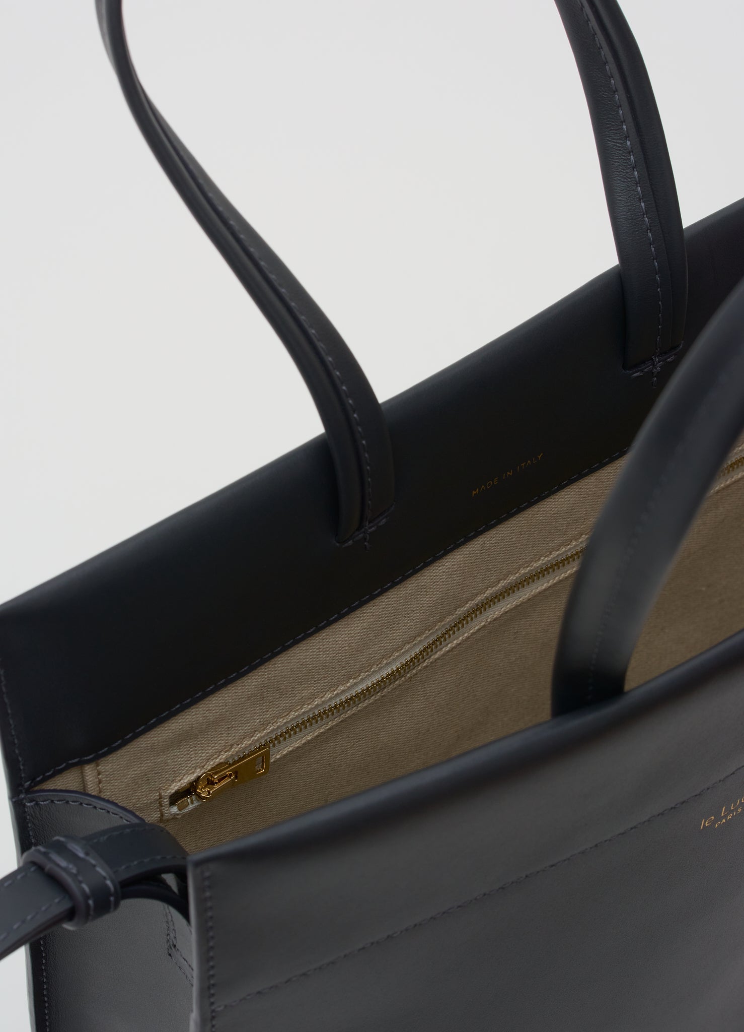 Totem Bloc Slate Black