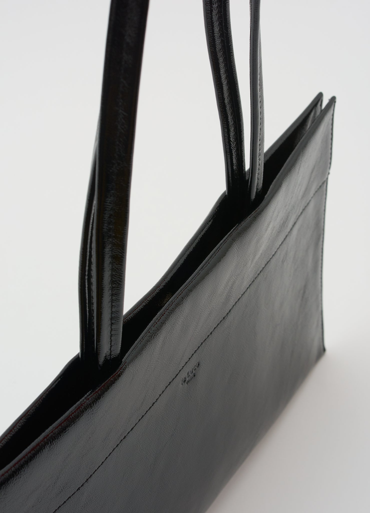 Totem Fragment Intense Black